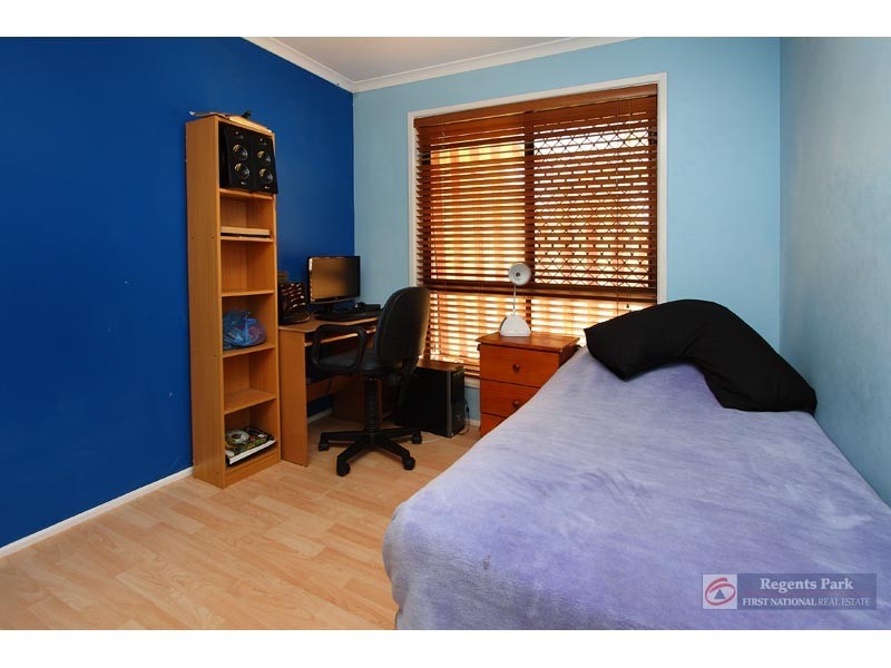 27 Glenlyon Street, Marsden QLD 4132
