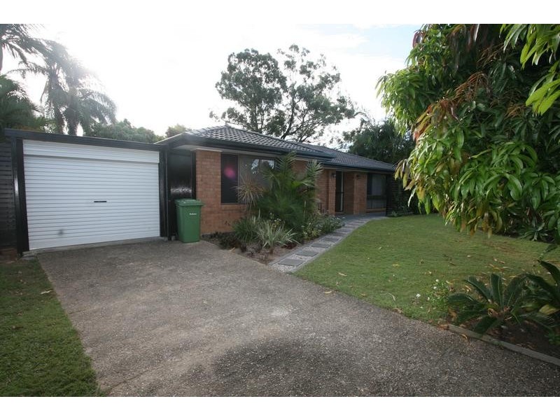 36 Whitcomb Street, Hillcrest QLD 4118