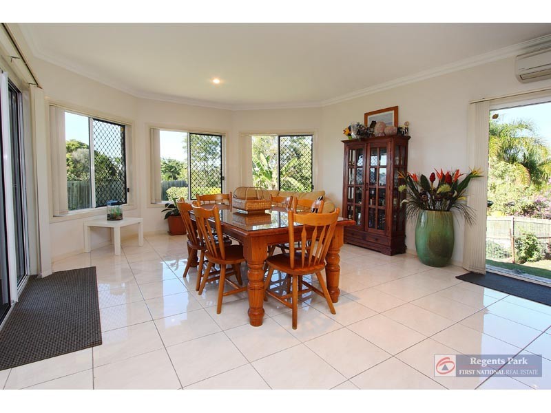 22 Cocas Street, Regents Park QLD 4118