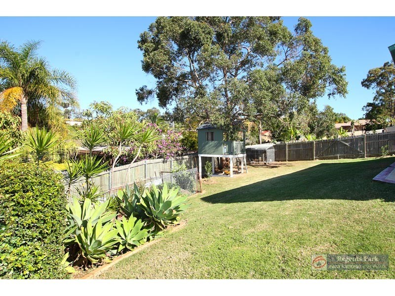 22 Cocas Street, Regents Park QLD 4118