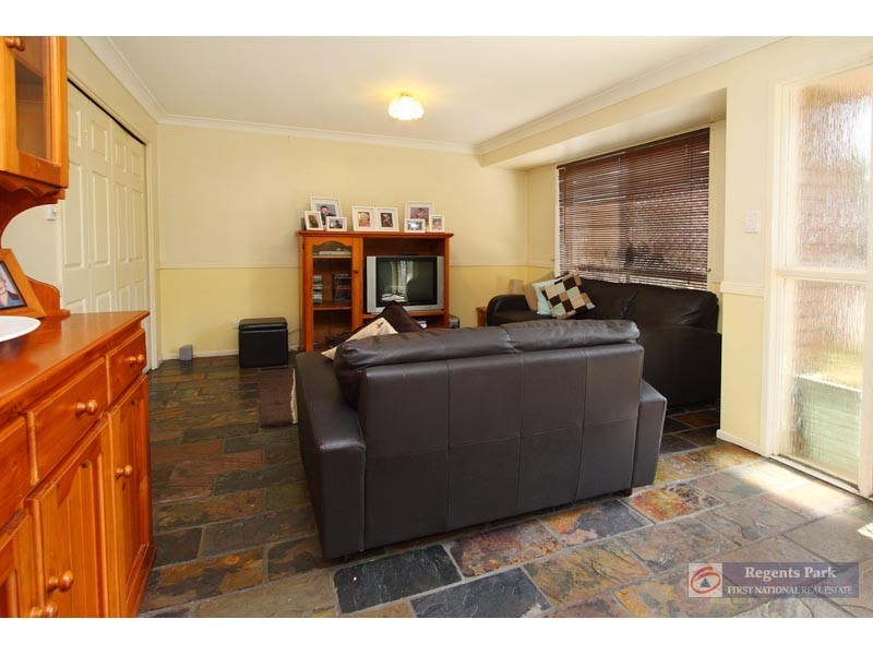 14 Ethion Drive, Regents Park QLD 4118