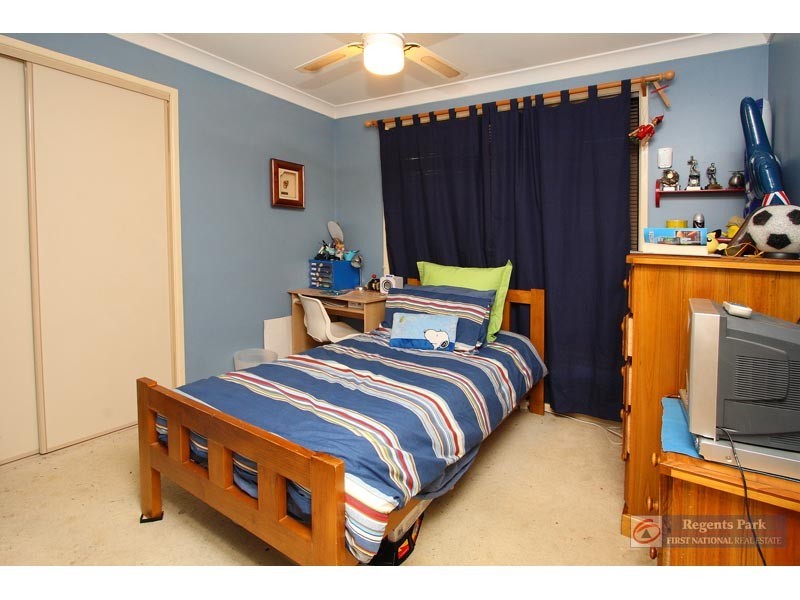 14 Ethion Drive, Regents Park QLD 4118