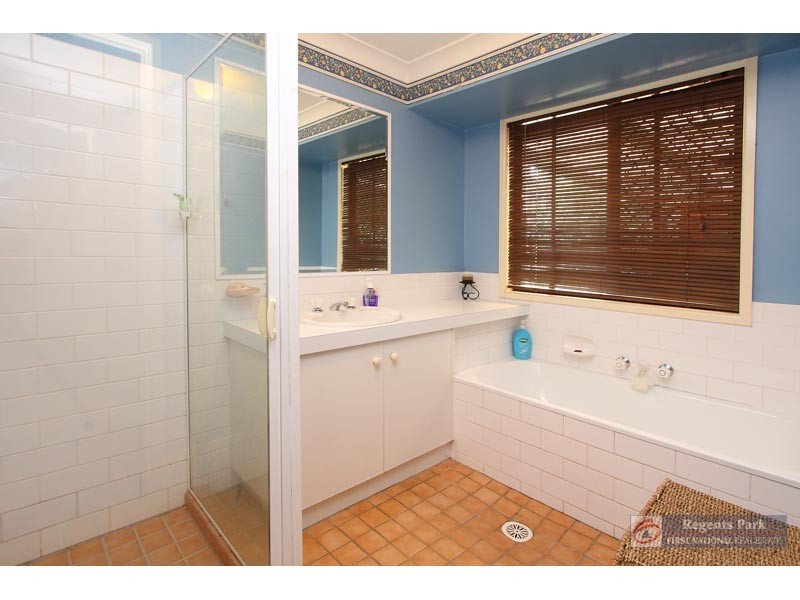 14 Ethion Drive, Regents Park QLD 4118