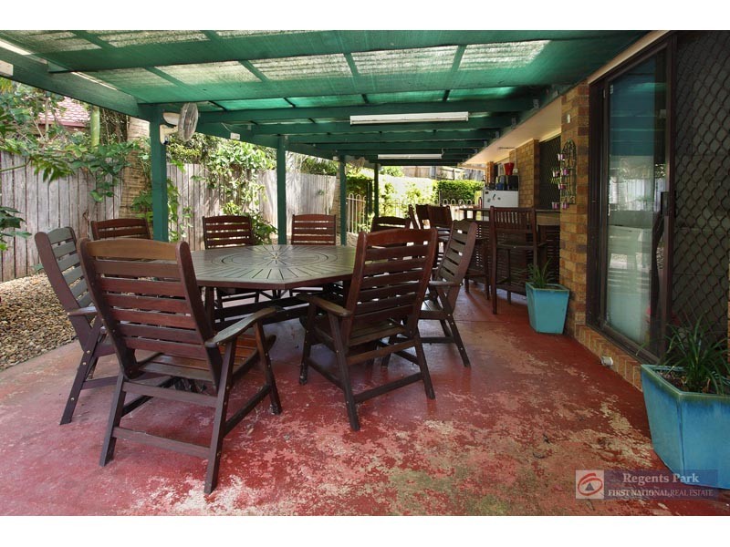 14 Ethion Drive, Regents Park QLD 4118