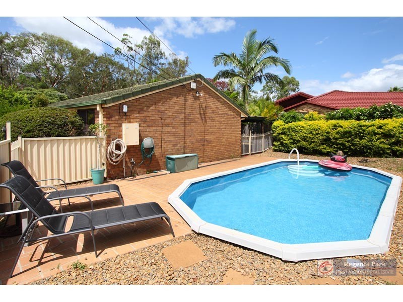 14 Ethion Drive, Regents Park QLD 4118