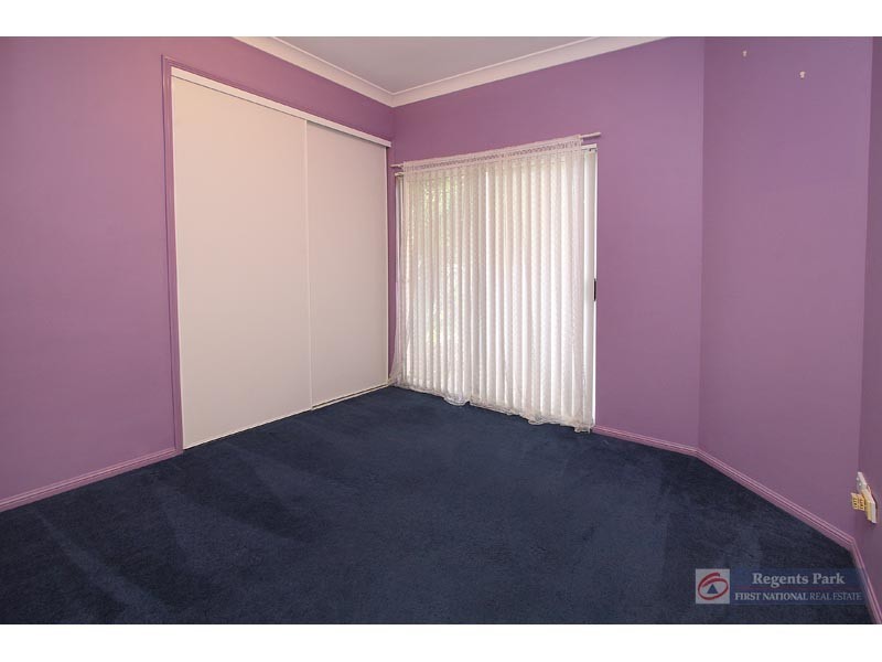 12 Gumview Close, Regents Park QLD 4118