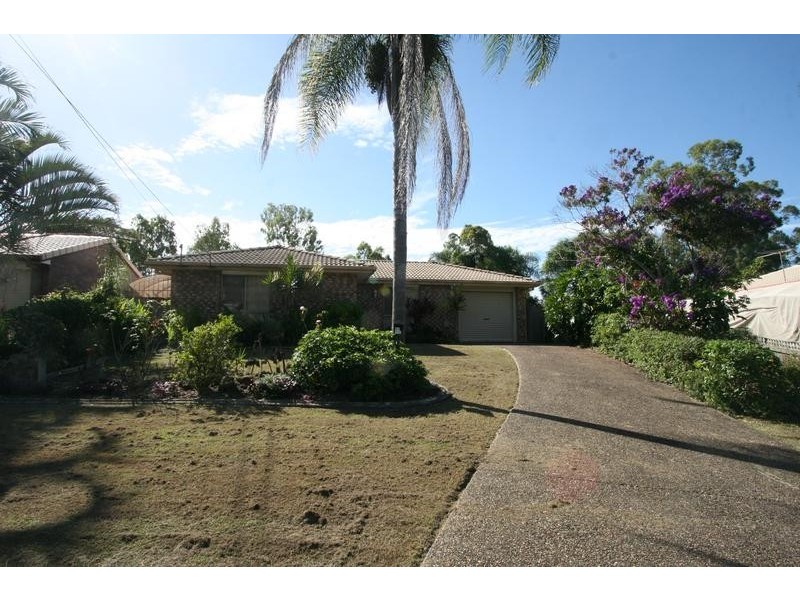 31 Federation Drive, Hillcrest QLD 4118