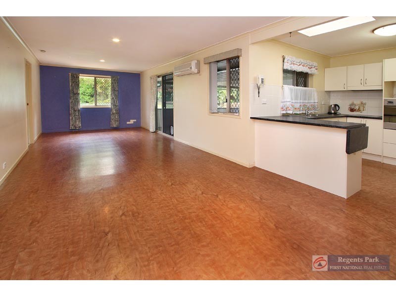10 Timperley Ct, Marsden QLD 4132