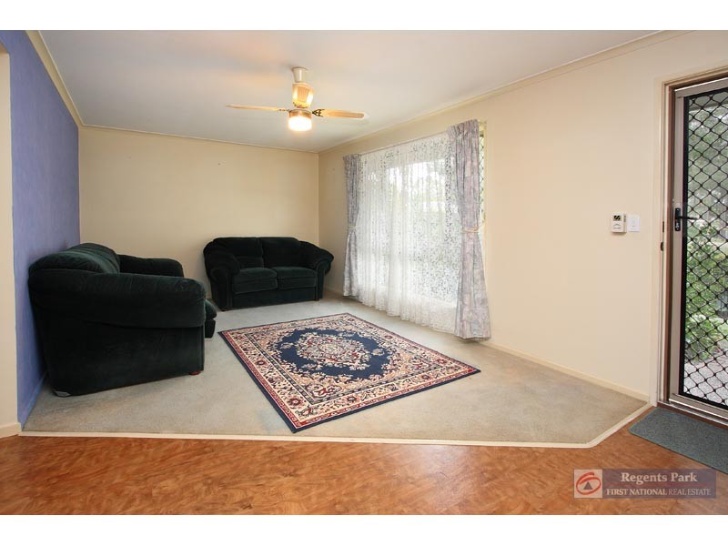 10 Timperley Ct, Marsden QLD 4132