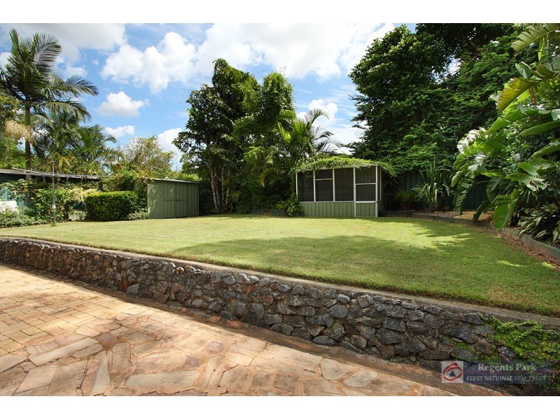10 Timperley Ct, Marsden QLD 4132