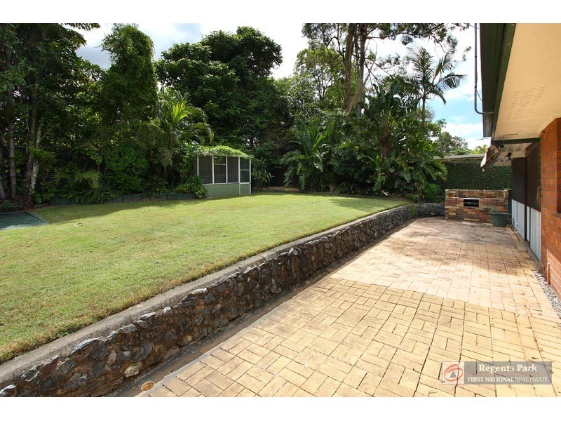 10 Timperley Ct, Marsden QLD 4132