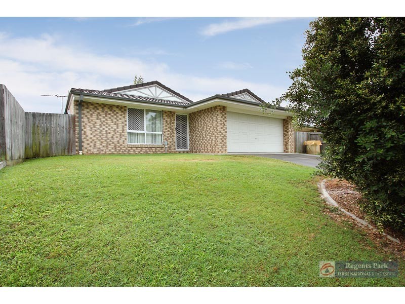 12 Benjamina Circuit, Regents Park QLD 4118