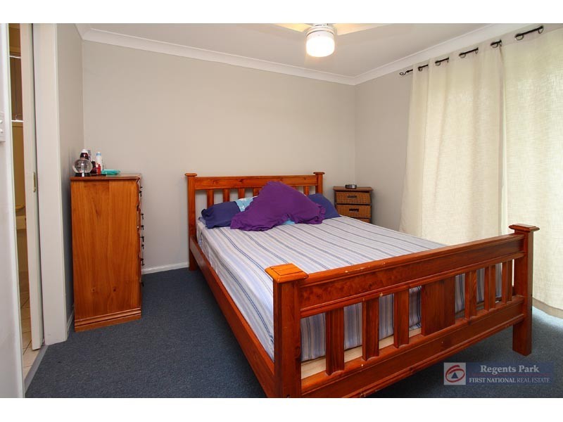 12 Benjamina Circuit, Regents Park QLD 4118