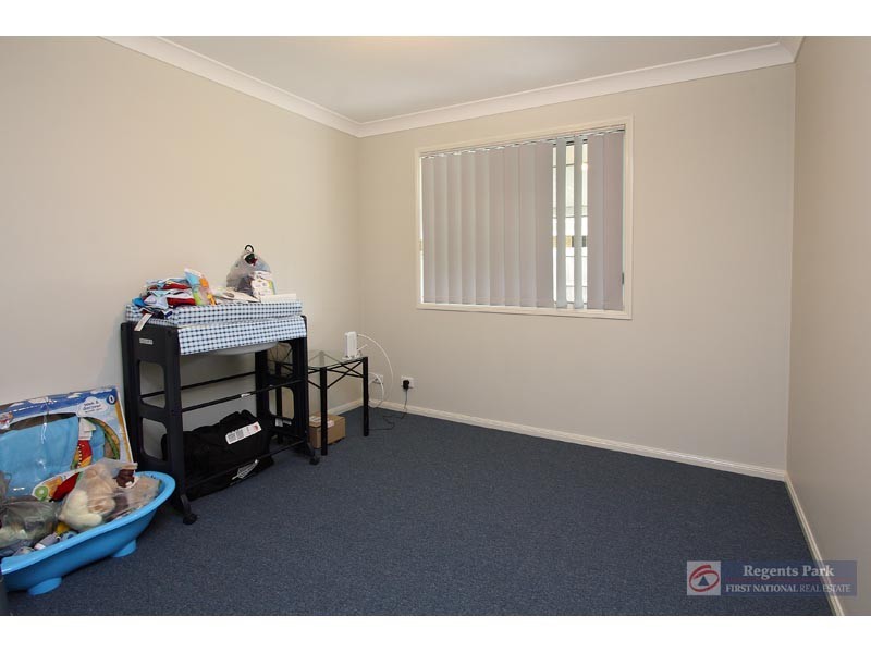 12 Benjamina Circuit, Regents Park QLD 4118