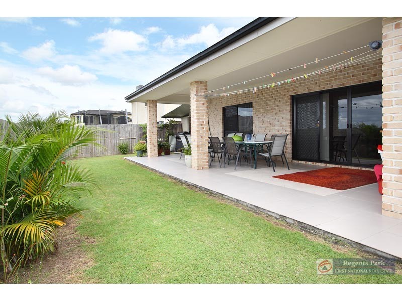30 Maryland Drive, Regents Park QLD 4118