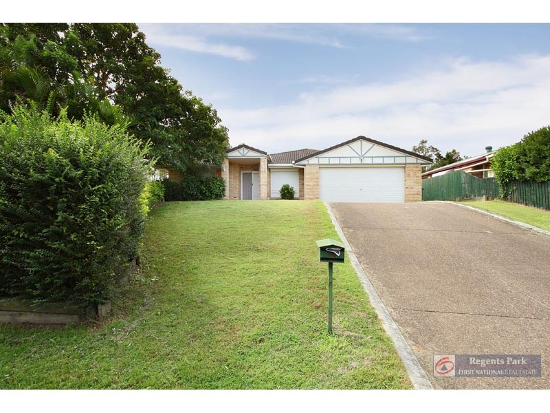 14 Learmonth Court, Hillcrest QLD 4118