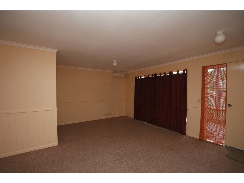 89 Bottlebrush Drive, Regents Park QLD 4118