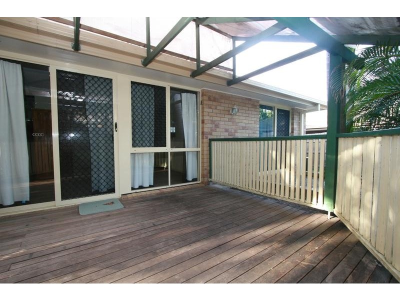 89 Bottlebrush Drive, Regents Park QLD 4118