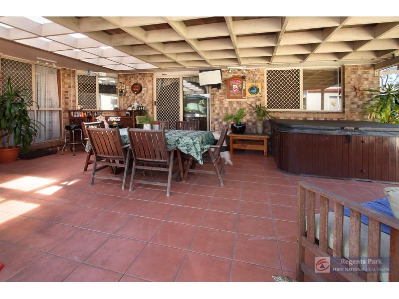 58 Haldham Crescent, Regents Park QLD 4118