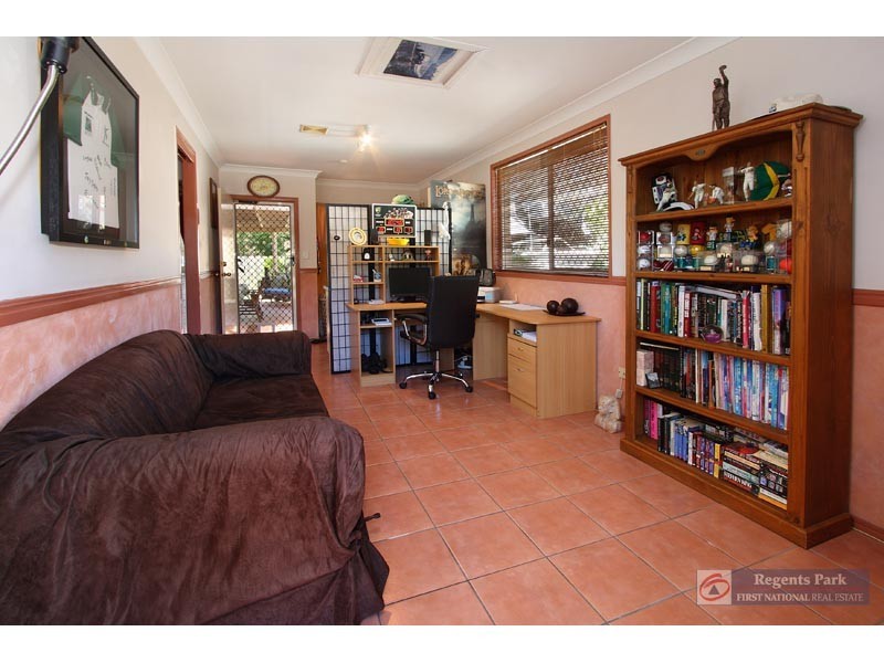 58 Haldham Crescent, Regents Park QLD 4118