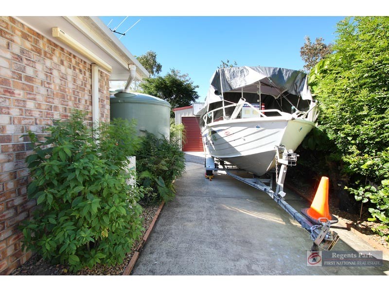 58 Haldham Crescent, Regents Park QLD 4118