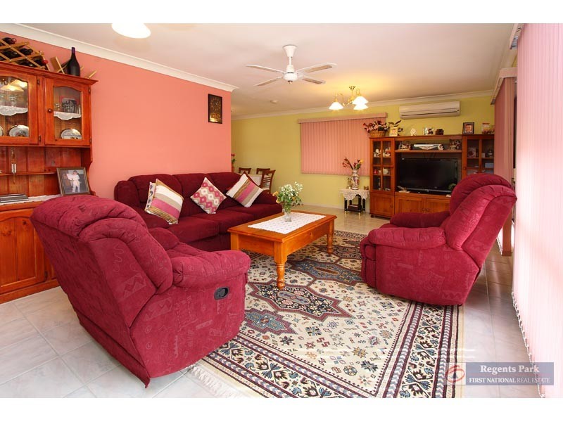 43 Owens Street, Boronia Heights QLD 4124