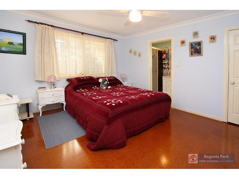 25 Noosa Court, Hillcrest QLD 4118