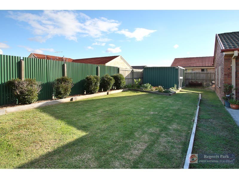 14 Nicole Place, Crestmead QLD 4132