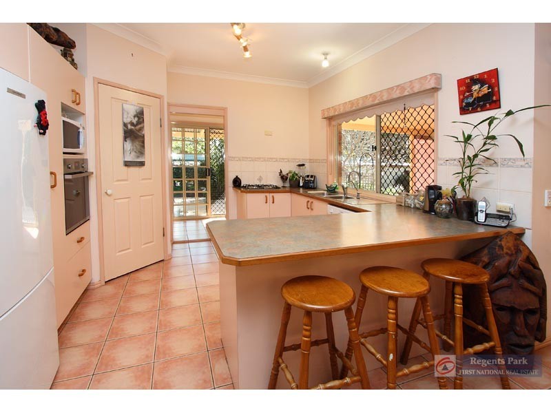 10 Settler Court, New Beith QLD 4124