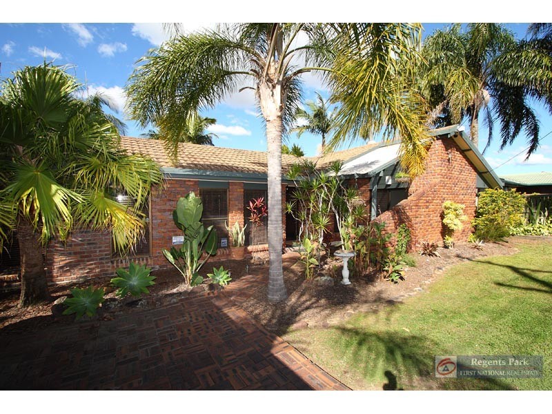 14 Peverell Street, Hillcrest QLD 4118