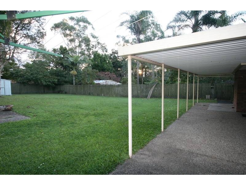 Regents Park QLD 4118