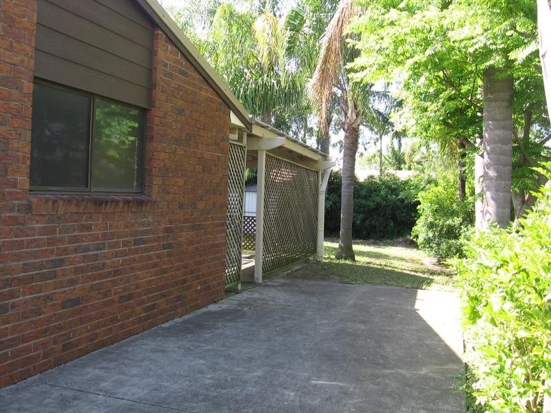 26 Dorachus Drive, Regents Park QLD 4118