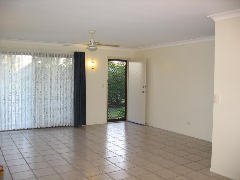 26 Dorachus Drive, Regents Park QLD 4118