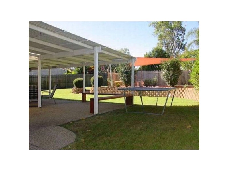 15 Comley Court, Boronia Heights QLD 4124