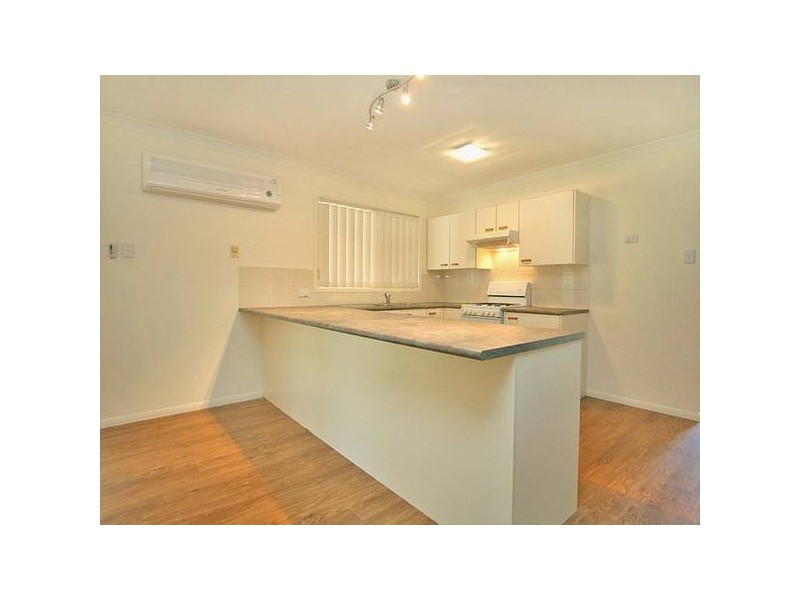 5 Regal Drive, Regents Park QLD 4118