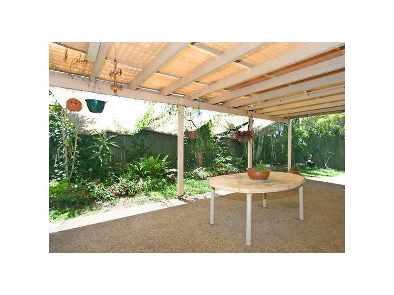 3 Jackson Court, Regents Park QLD 4118