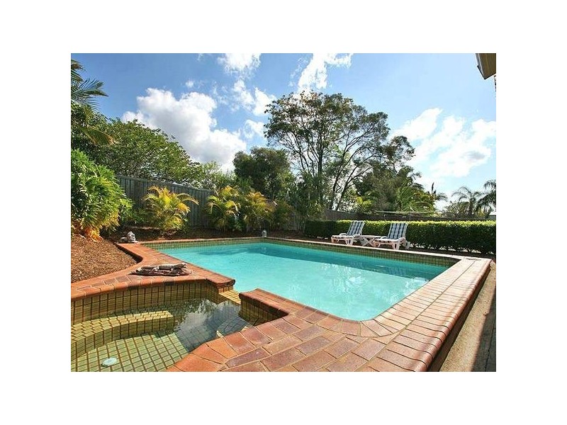 7 Vansittart Road, Regents Park QLD 4118