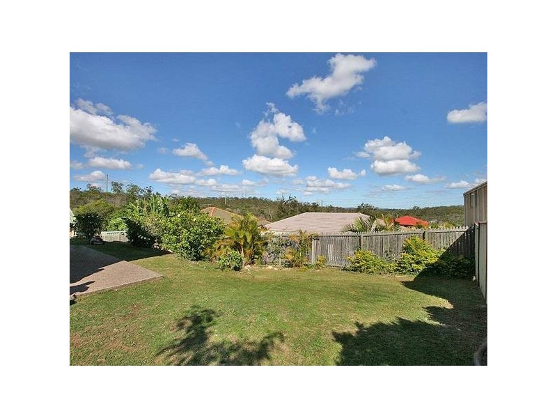11 Mayfair Place, Stretton QLD 4116