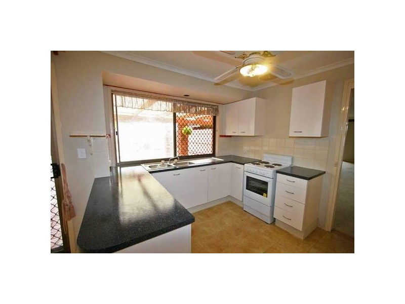 31 Corsloot Street, Regents Park QLD 4118