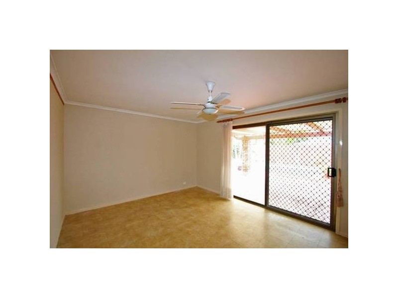 31 Corsloot Street, Regents Park QLD 4118