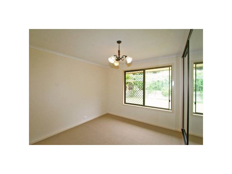 31 Corsloot Street, Regents Park QLD 4118