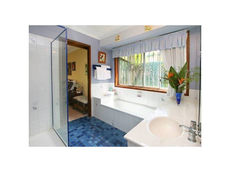 5 Twilight Court, Regents Park QLD 4118