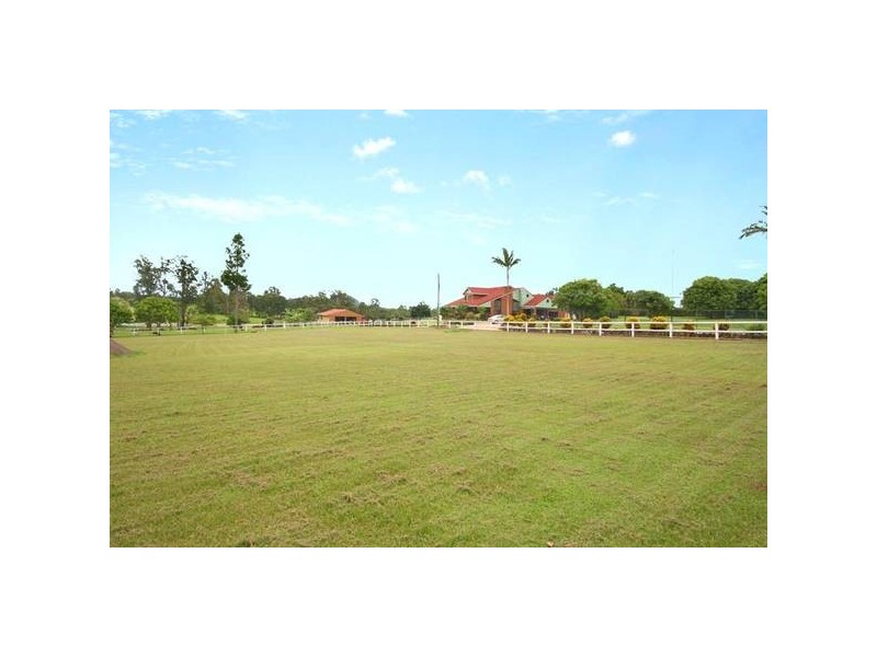 851 D’Aguilar Highway, Wamuran QLD 4512