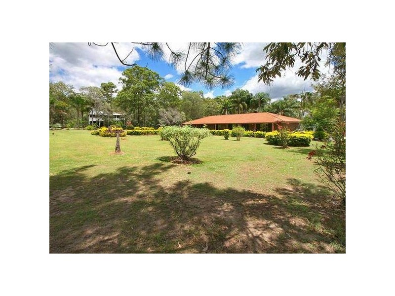 38-42 Hickey Road, Park Ridge South QLD 4125