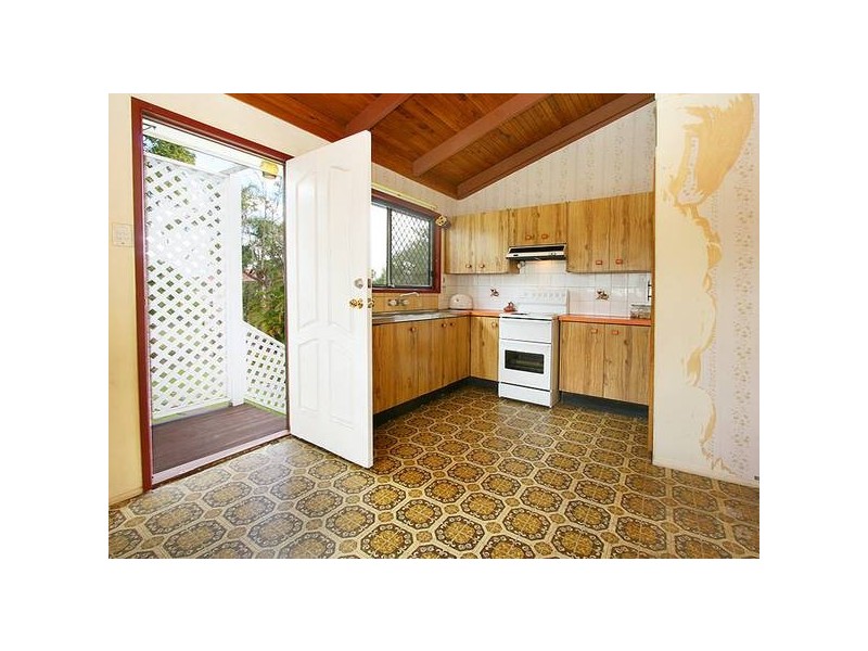 6 Warbler, Crestmead QLD 4132