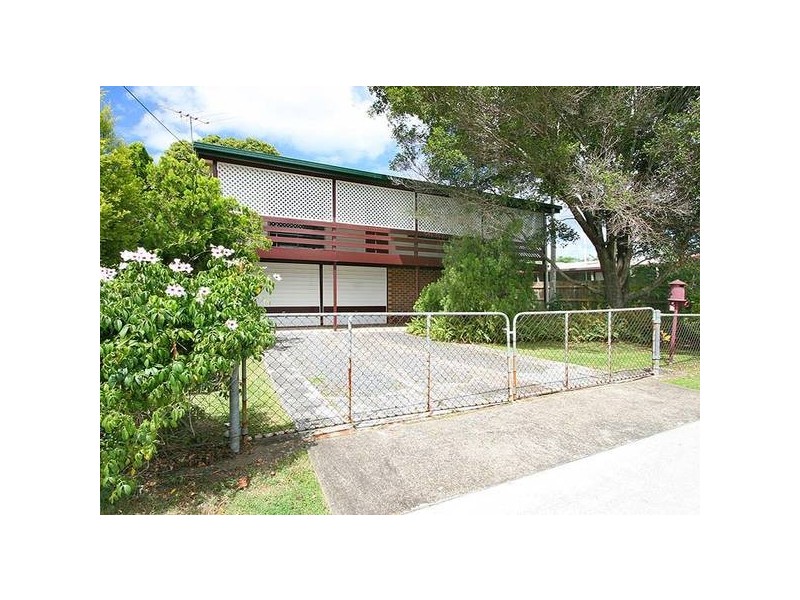 6 Warbler, Crestmead QLD 4132