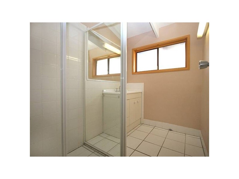 23 Vansittart Road, Regents Park QLD 4118