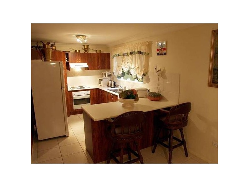 7 Pinnacle Close, Regents Park QLD 4118