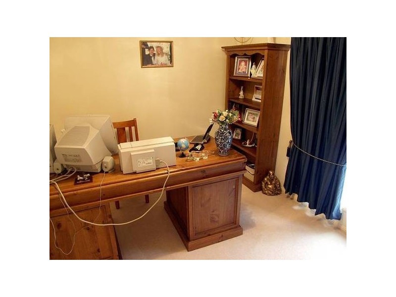 7 Pinnacle Close, Regents Park QLD 4118