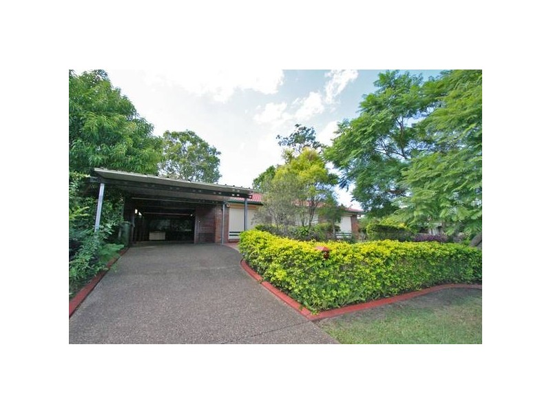 30 Dracon, Regents Park QLD 4118